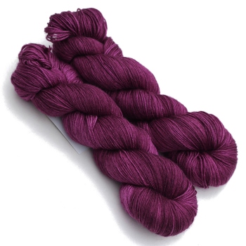 SELENA  4ply - purple