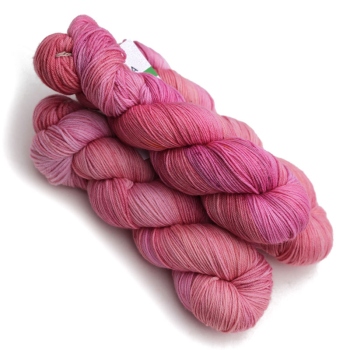 MIRELLA - kwiat jabłoni