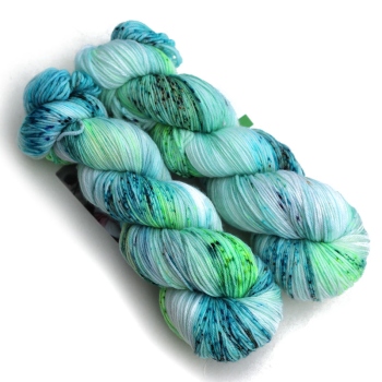 MIRELLA - Nad stawem