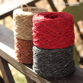 SOFT DONEGAL TWEED 5567 - CARDINAL RED